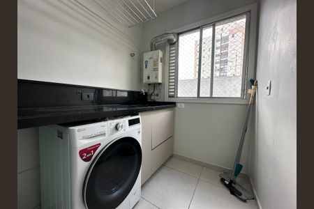 Apartamento à venda com 61m², 2 quartos e 1 vaga Apartamento à venda com 61m², 2 quartos e 1 vagaÁrea de Serviço