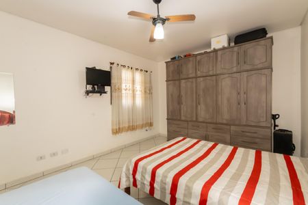 Casa à venda com 172m², 3 quartos e 3 vagas Casa à venda com 172m², 3 quartos e 3 vagasSuíte 2