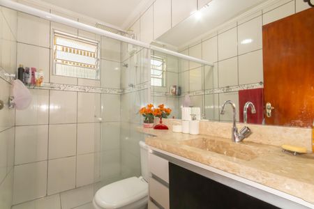 Casa à venda com 172m², 3 quartos e 3 vagas Casa à venda com 172m², 3 quartos e 3 vagasBanheiro da Suíte 1