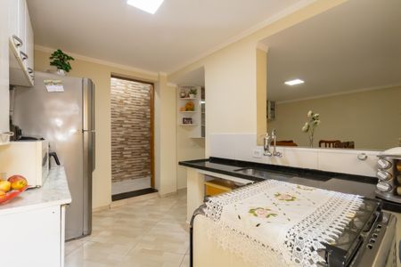 Casa à venda com 172m², 3 quartos e 3 vagas Casa à venda com 172m², 3 quartos e 3 vagasCozinha