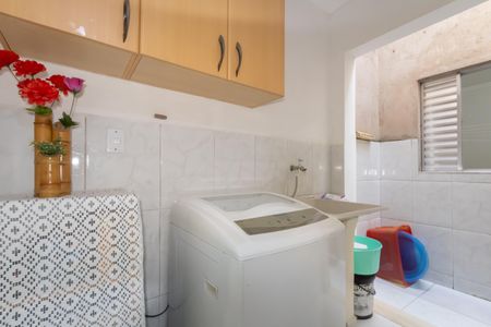 Casa à venda com 172m², 3 quartos e 3 vagas Casa à venda com 172m², 3 quartos e 3 vagasÁrea de Serviço