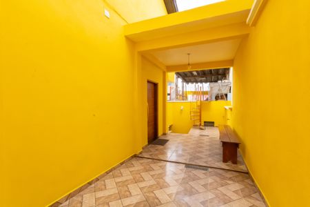 Casa à venda com 172m², 3 quartos e 3 vagas Casa à venda com 172m², 3 quartos e 3 vagasTerraço