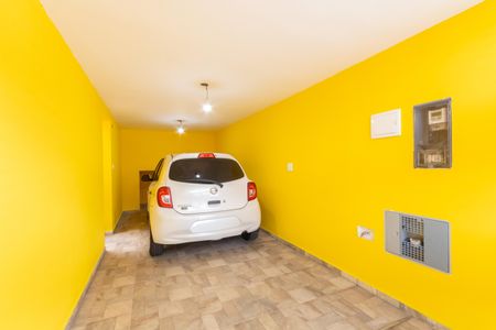 Casa à venda com 172m², 3 quartos e 3 vagas Casa à venda com 172m², 3 quartos e 3 vagasGaragem