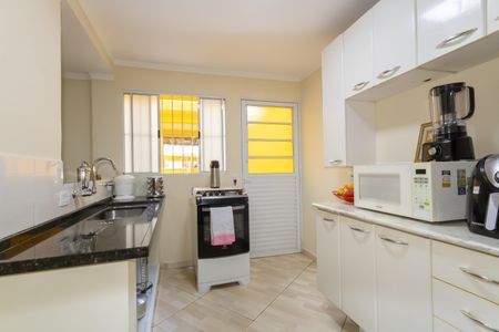 Casa à venda com 172m², 3 quartos e 3 vagas Casa à venda com 172m², 3 quartos e 3 vagasCozinha