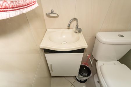 Casa à venda com 172m², 3 quartos e 3 vagas Casa à venda com 172m², 3 quartos e 3 vagasBanheiro 3