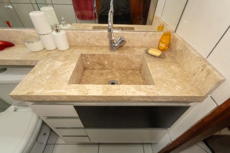 Casa à venda com 172m², 3 quartos e 3 vagas Casa à venda com 172m², 3 quartos e 3 vagasBanheiro da Suíte 1