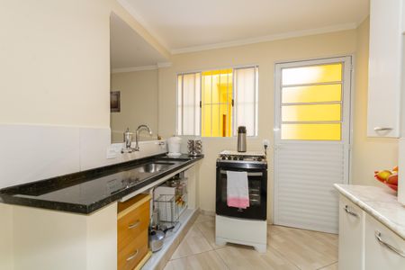 Casa à venda com 172m², 3 quartos e 3 vagas Casa à venda com 172m², 3 quartos e 3 vagasCozinha