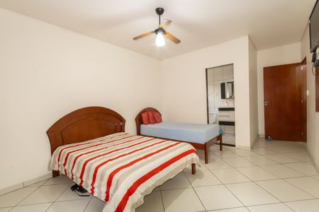 Casa à venda com 172m², 3 quartos e 3 vagas Casa à venda com 172m², 3 quartos e 3 vagasSuíte 2