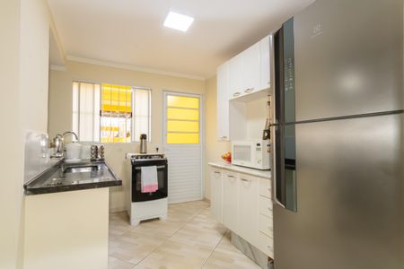 Casa à venda com 172m², 3 quartos e 3 vagas Casa à venda com 172m², 3 quartos e 3 vagasCozinha