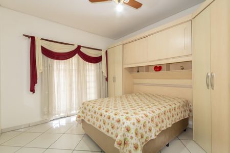 Casa à venda com 172m², 3 quartos e 3 vagas Casa à venda com 172m², 3 quartos e 3 vagasSuíte 1