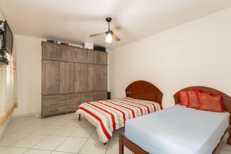 Casa à venda com 172m², 3 quartos e 3 vagas Casa à venda com 172m², 3 quartos e 3 vagasSuíte 2