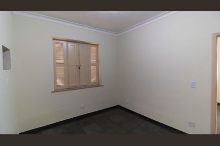 Casa para alugar com 120m², 3 quartos e 3 vagas Casa para alugar com 120m², 3 quartos e 3 vagasQuarto 1