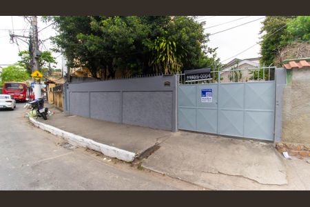 Casa para alugar com 120m², 3 quartos e 3 vagas Casa para alugar com 120m², 3 quartos e 3 vagasFachada