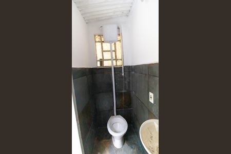 Casa para alugar com 120m², 3 quartos e 3 vagas Casa para alugar com 120m², 3 quartos e 3 vagasBanheiro de Serviço