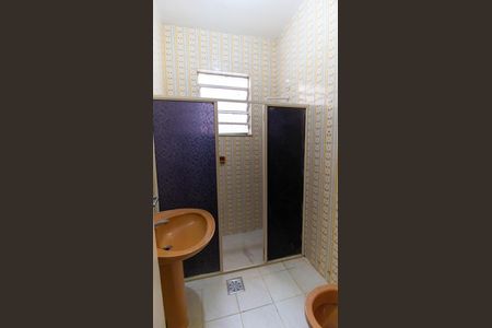 Casa para alugar com 120m², 3 quartos e 3 vagas Casa para alugar com 120m², 3 quartos e 3 vagasBanheiro