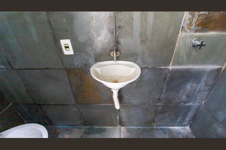 Casa para alugar com 120m², 3 quartos e 3 vagas Casa para alugar com 120m², 3 quartos e 3 vagasBanheiro de Serviço