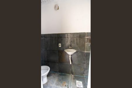 Casa para alugar com 120m², 3 quartos e 3 vagas Casa para alugar com 120m², 3 quartos e 3 vagasBanheiro de Serviço