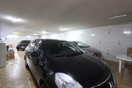 Casa à venda com 338m², 3 quartos e 8 vagasGaragem