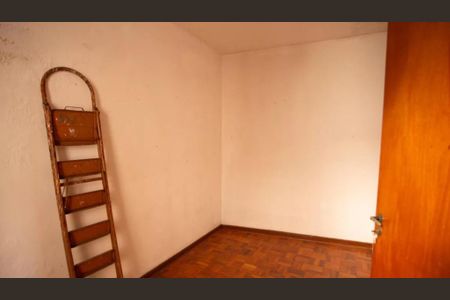 Casa à venda com 470m², 3 quartos e 6 vagas Casa à venda com 470m², 3 quartos e 6 vagasFoto 03