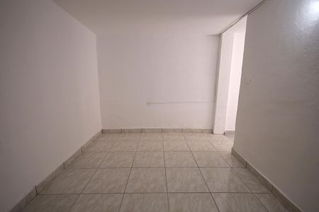 Quarto de kitnet/studio para alugar com 1 quarto, 20m² em Vila Palmares, Santo André