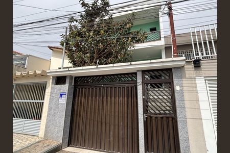 Casa à venda com 195m², 3 quartos e 4 vagasFachada