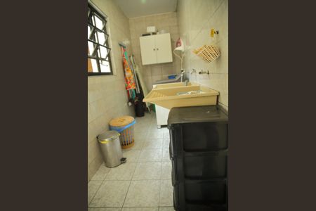 Casa à venda com 195m², 3 quartos e 4 vagasÁrea de Serviço