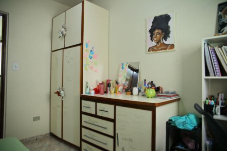 Casa à venda com 195m², 3 quartos e 4 vagasQuarto 