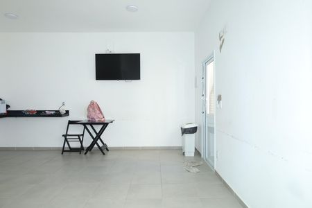 Apartamento para alugar com 38m², 2 quartos e sem vagaÁrea comum - Salão de festas