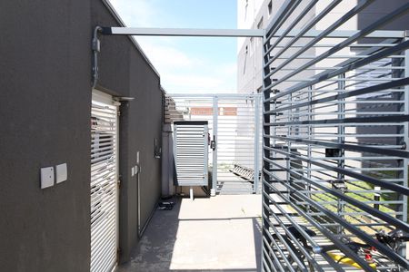 Apartamento para alugar com 38m², 2 quartos e sem vagaÁrea comum - Portaria