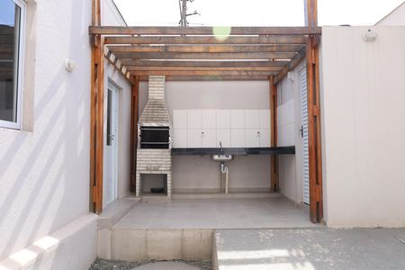 Apartamento para alugar com 38m², 2 quartos e sem vagaÁrea comum - Churrasqueira