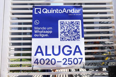 Apartamento para alugar com 38m², 2 quartos e sem vagaPlaca grande instalada no portão do condomínio no dia 09.06.2026 - Código da placa: IMWU-688