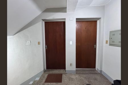 Apartamento para alugar com 48m², 2 quartos e sem vagaEntrada