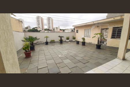 Casa à venda com 292m², 5 quartos e 4 vagas Casa à venda com 292m², 5 quartos e 4 vagasÁrea comum