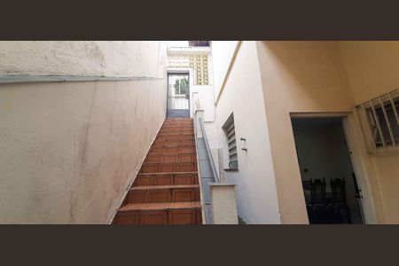 Casa à venda com 292m², 5 quartos e 4 vagas Casa à venda com 292m², 5 quartos e 4 vagasÁrea comum