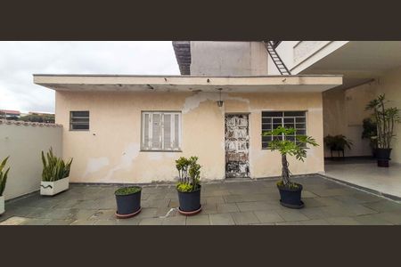 Casa à venda com 292m², 5 quartos e 4 vagas Casa à venda com 292m², 5 quartos e 4 vagasEdícula