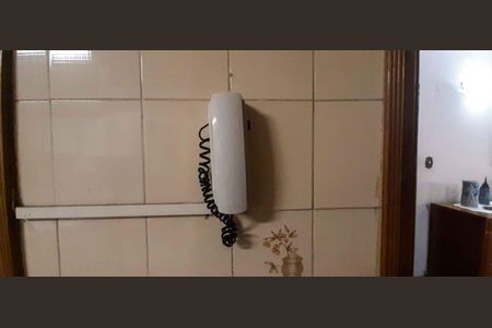 Casa à venda com 292m², 5 quartos e 4 vagas Casa à venda com 292m², 5 quartos e 4 vagasInterfone