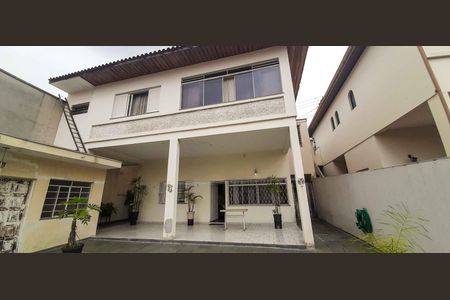 Casa à venda com 292m², 5 quartos e 4 vagas Casa à venda com 292m², 5 quartos e 4 vagasÁrea comum