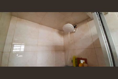 Casa à venda com 292m², 5 quartos e 4 vagas Casa à venda com 292m², 5 quartos e 4 vagasBanheiro Social