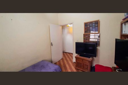 Casa à venda com 292m², 5 quartos e 4 vagas Casa à venda com 292m², 5 quartos e 4 vagasQuarto 1