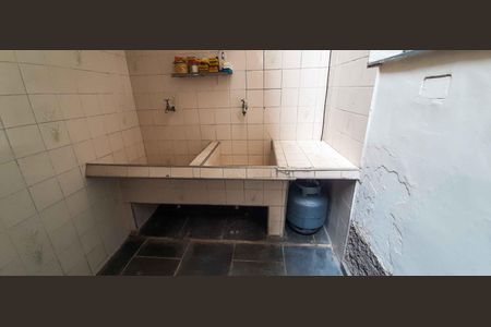 Casa à venda com 292m², 5 quartos e 4 vagas Casa à venda com 292m², 5 quartos e 4 vagasÁrea de Serviço 2