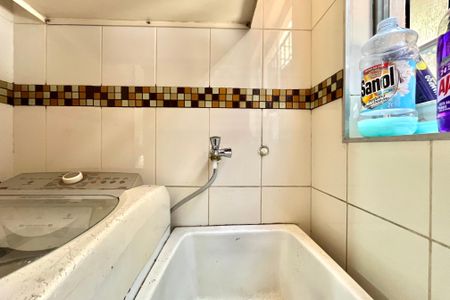 Casa à venda com 140m², 3 quartos e 2 vagas Casa à venda com 140m², 3 quartos e 2 vagasÁrea de Serviço