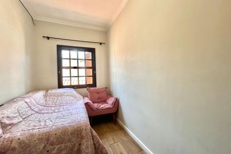 Casa à venda com 140m², 3 quartos e 2 vagas Casa à venda com 140m², 3 quartos e 2 vagasQuarto 2