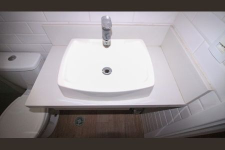 Banheiro de apartamento para alugar com 1 quarto, 29m² em Vila Celeste, São Paulo