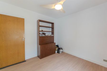 Apartamento à venda com 120m², 4 quartos e 1 vagaQuarto 2