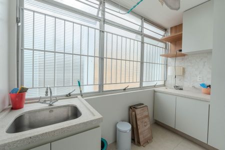 Apartamento à venda com 120m², 4 quartos e 1 vagaÁrea de Serviço