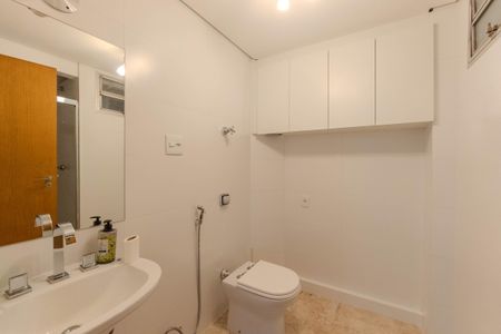 Apartamento à venda com 120m², 4 quartos e 1 vagaBanheiro Social