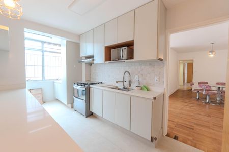 Apartamento à venda com 120m², 4 quartos e 1 vagaCozinha