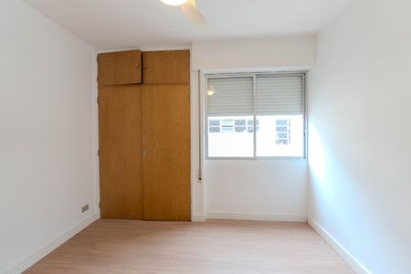Apartamento à venda com 120m², 4 quartos e 1 vagaQuarto 2
