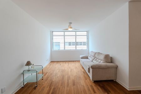 Apartamento à venda com 120m², 4 quartos e 1 vagaSala