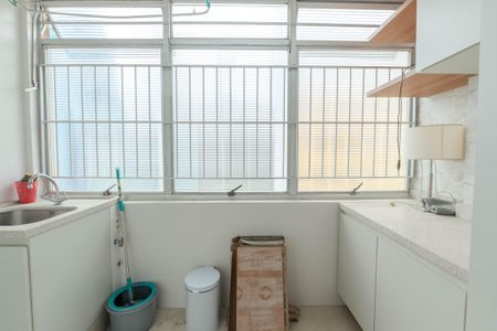 Apartamento à venda com 120m², 4 quartos e 1 vagaÁrea de Serviço